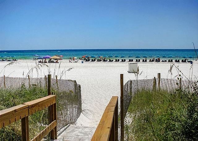 Panama City Beach, Fl United States - Long Beach 4 - 902 - 120429 