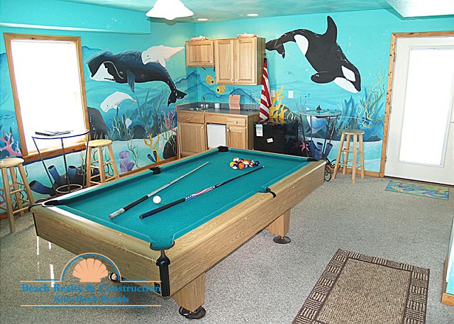 Rec Room w/ Pool Table