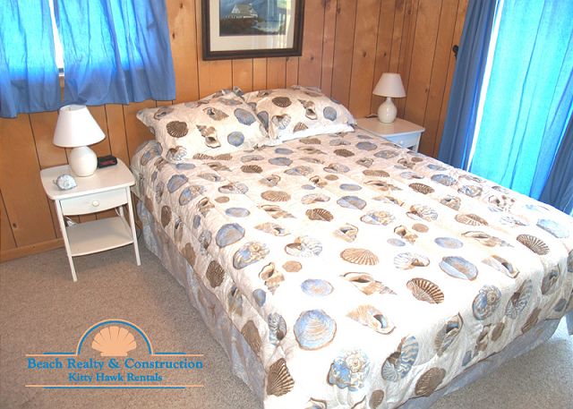 Queen Bedroom 2