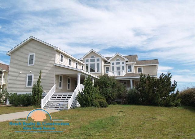 Skipper's Sunsation Exterior