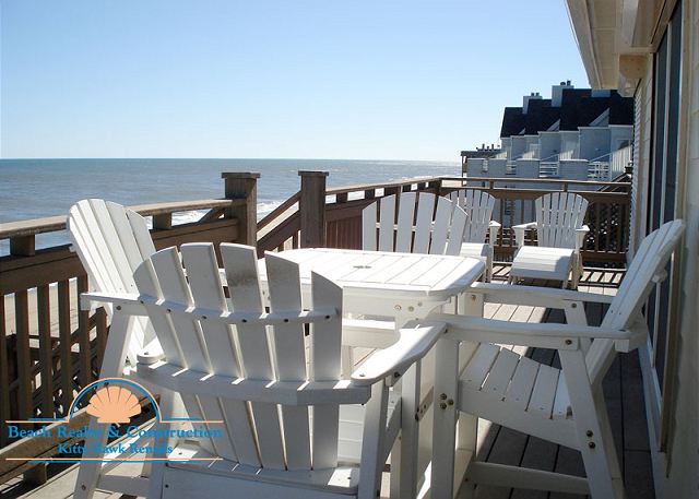 Oceanfront Furnished Deck