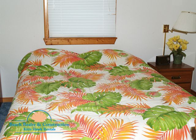 Queen Bedroom