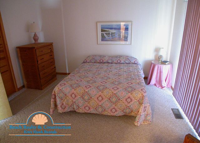 Queen Bedroom 2