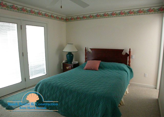 Queen Bedroom 3