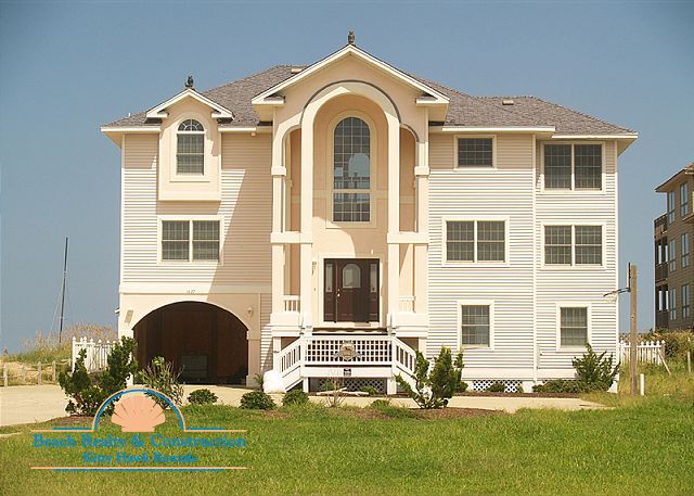 Skipper's Jewel Exterior