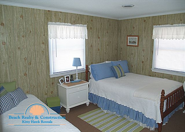 Twin Bedroom