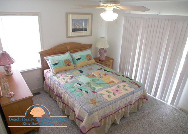 Queen Bedroom