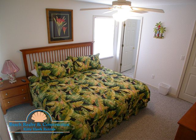 King Bedroom 2