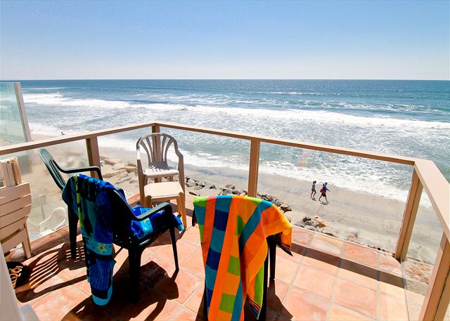 Oceanside Beach Rental 1013200535 Just Added 2BR+Loft Beachfront Condo in Oceanside