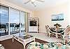 GD 605:Beautiful gulfview condo- internet, balcony, pools, exercise room, BBQ