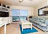 PI 416: Wonderful condo on the beach! Flatscreen TV, WiFi, pool, spa