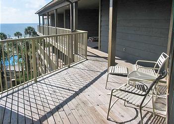 Gulf Shores Condominium rental - Exterior Photo - Front Deck Area