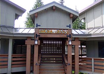 Edelweiss #4 is perfect for active families who like to hit the trails with their dogs.