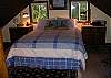 loft w/ queen bed