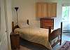 bedroom w/ twins