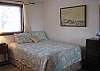 Bedroom w/ queen and twin