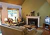 #4 MT VIEW CONDO - MAVERICKS ACCESS / WIFI / PET FRIENDLY