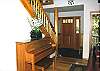 Beautiful entry with Piano.