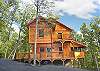 4 Bedroom Cabin with Screened in Porch and Outdoor Fireplace!