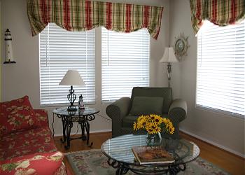 2nd floor living room
