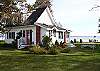 1920's restoted waterman's cottage with fantastic views!
