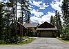 6 Bedroom Luxury Home on Peak 8 Near Shuttle with Private Hot Tub