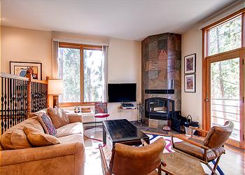 Frisco Townhouse rental - Interior Photo - Royal Glen Townhome Living Room Frisco Lodging