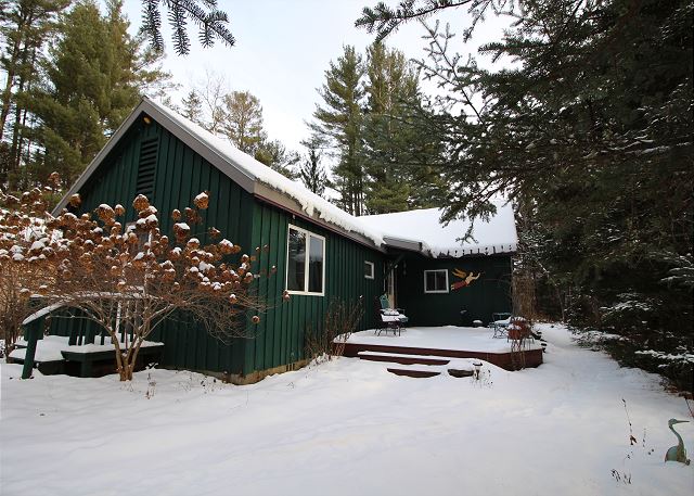 THE RIVER HOUSE