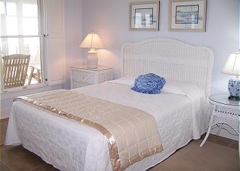 Flying-Bedroom2