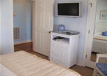 Flying-Bedroom2