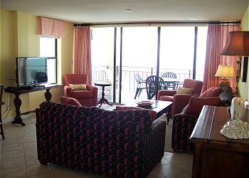 Surfmaster806-Living Area