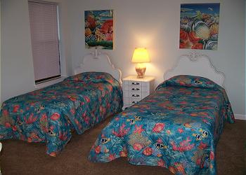M405-Bedroom2