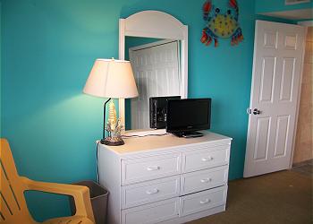 HE601-Bedroom2
