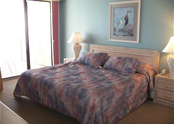 Surfmaster 412 - Bedroom1