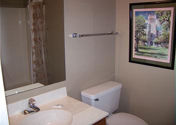 Surfmaster402-Bathroom 3