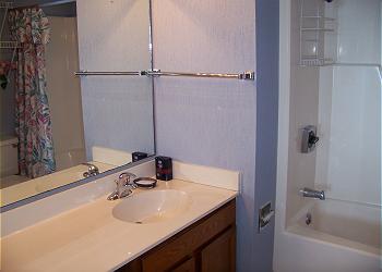Surfmaster-805-Bathroom 1