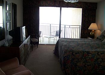 Surfmaster Penthouse E - Bedroom 1