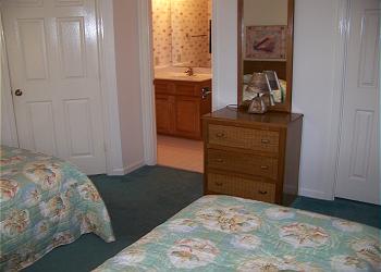 P805-Bedroom3