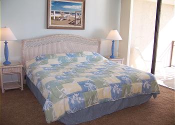 M405-Bedroom1