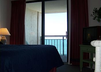 Surfmaster807-Bedroom 1