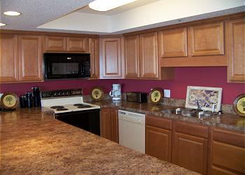 Surfmaster402-Kitchen