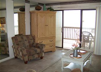 SeaMystique206-LivingArea