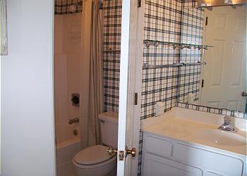 Surfmaster 908 - Bathroom 1