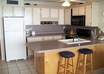 Royal Garden Resort 1010 - Kitchen
