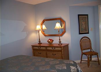 Surfmaster511-Bedroom 2