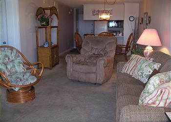 SM203-LivingArea