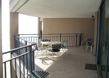 Surfmaster Penthouse E - Balcony