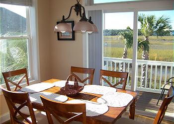 Manta Ray-Dining Area