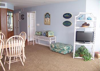 Surfmaster 207 - Living Area
