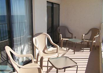 A1003-Balcony